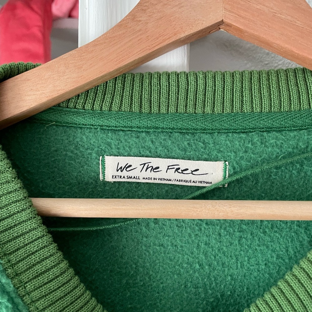 cozy camden sweatshirt - Picture 2 of 3